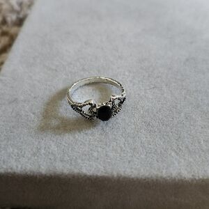 Elegant‎ Black Stone Silver Ring